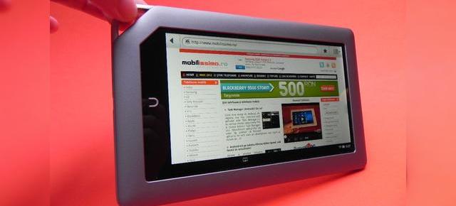 Review Nook Tablet - tableta e-reader axată pe ecosistemul Barnes & Noble (Video)