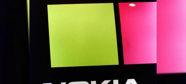 Nokia știe să petreacă: iată un show de zile mari la debutul lui Lumia 900 În State (Video)