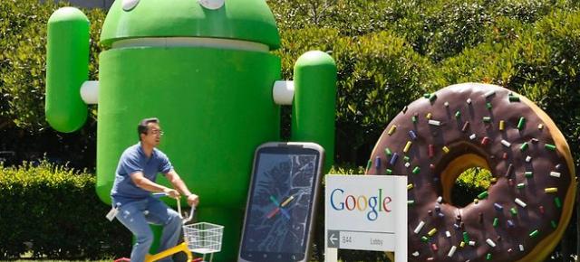 Google jonglează cu Motorola: ba o vinde, ba n-o vinde