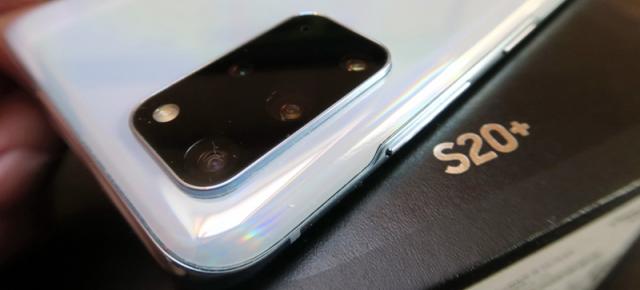 Turul Magazinelor #701: Skateboard Pegas, Galaxy S20+ resigilat, Redmi 8A la 400 lei