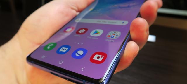Samsung Galaxy S10 Lite: Conectivitate rapidă, atât pe WiFi cât și pe 4G LTE