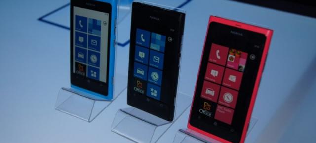 Începând de azi e obligatoriu să ai Windows Phone 7.5 instalat pentru a accesa Marketplace