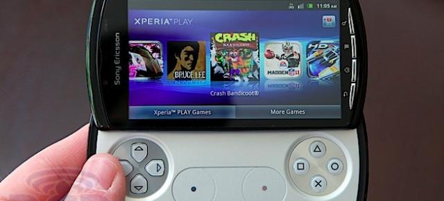 Blocat la versiunea veche! Sony Xperia Play rămâne la Gingerbread!
