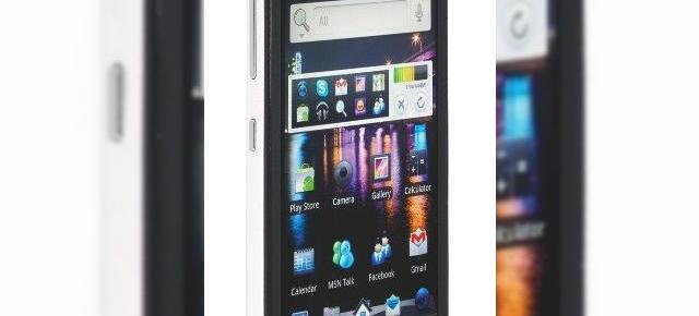 Galaxy Note dual SIM?! Nu, un echivalent marca Thomson cu ecran de 5.3 inch, Android 4.0, două SIM-uri!