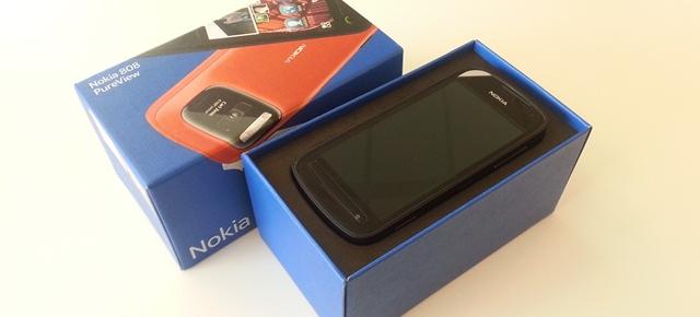 Nokia 808 PureView va intra la vânzare În zilele următoare - scos din cutie În Asia