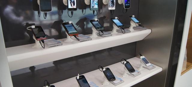 ABI Research: Samsung și Apple adună 90% din profitul generat la nivel global de smartphone-uri