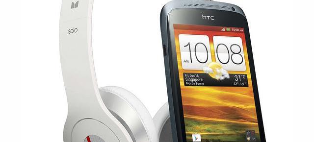 HTC One S Deluxe Edition cu Beats Solo a Început a fi comercializat În Singapore