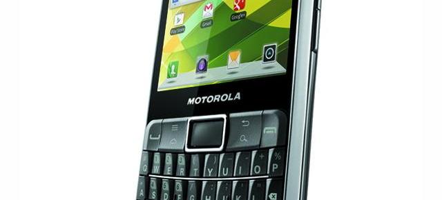 Motorola Defy Pro - telefon rezistent la apă și praf + tastatură qwerty