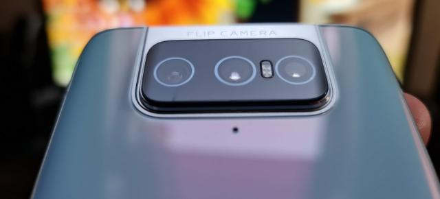 ASUS ZenFone 7 Pro: Hardware clar superior lui ZenFone 6