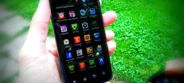 LG Optimus 2X s-ar putea să primească Android 4.0 Ice Cream Sandwich