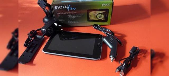 Evolio Evotab Fun unboxing - scoatem din cutie nouă tableta Evolio; Vine cu accesorii auto! (Video)
