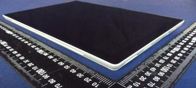 Primele fotografii cu tableta Surface Pro 8 apar în documentele de certificare FCC; Iată ce aflăm despre dispozitiv