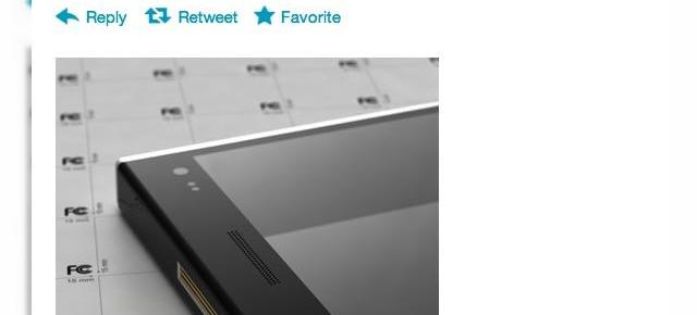 Nokia quad core cu Windows Phone 8 si ecran HD Într-o (presupusa) imagine parțială