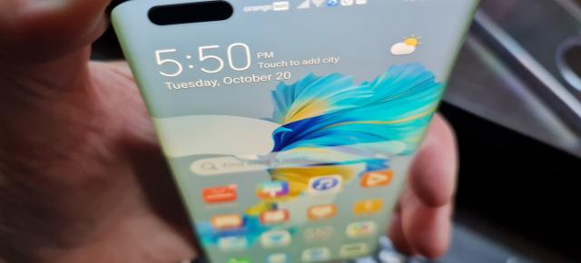 Huawei Mate 40 Pro: Hardware mai degrabă optimizat decât adus la zi total faţă de Mate 30 Pro
