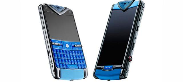 Vertu anunță două noi telefoane: Constellation Blue și Constellation Quest Blue; Vin cu fibră de carbon și cristale albastre de safir!