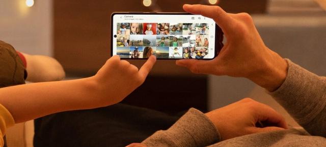 Samsung actualizează și smartphone-ul Galaxy A71 5G la Android 11; Iată cât mai costă pe plan local