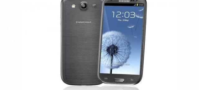 Samsung Galaxy S III În varianta gri/ Titanium Grey - exclusiv la Orange
