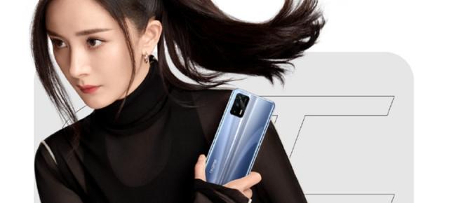 Realme GT 5G are designul confirmat prin postere oficiale; Vedem varianta cu spate din sticlă, cât și varianta Bumblebee cu spate îmbrăcat în piele vegetală