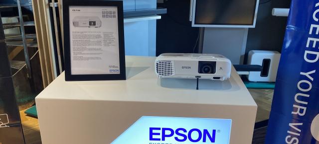 Epson a prezentat cele mai noi proiectoare pentru acasă şi business/Office: modele FHD, 4K, cu Android TV (laser sau lampă)