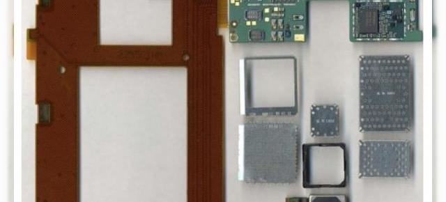 Nokia Lumia 920 și componentele sale În câteva imagini