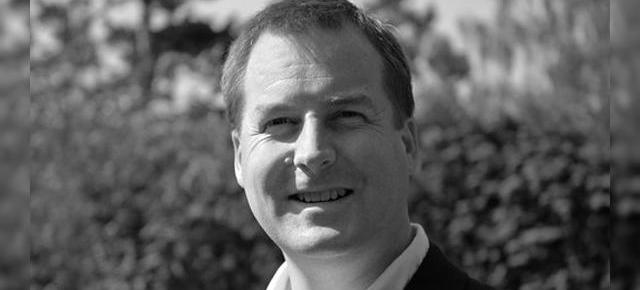 Nokia primește o nouă lovitură: Damian Dinning, "tăticul" lui Pureview părăsește compania