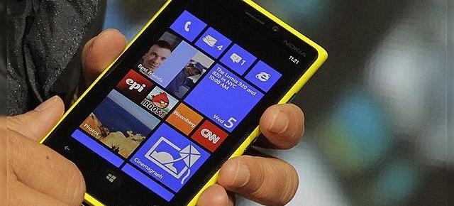 Zvon: Nokia și-ar putea vinde partea de telefonie către Microsoft și Huawei