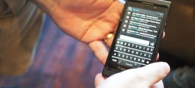 CES 2013: Interfața BlackBerry 10 sub formă de hands-on video