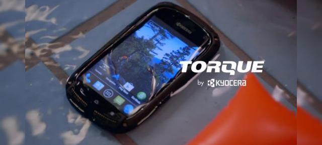 Kyocera Torque, telefonul ultrarezistent de 99 de dolari, promovat de Bear Grylls (Video)