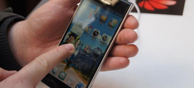 MWC 2013: Huawei Ascend P2 hands on, realizat În Barcelona! (Video)