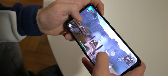 Top 5 jocuri FPS care merită jucate pe Asus ROG Phone 5 Pro