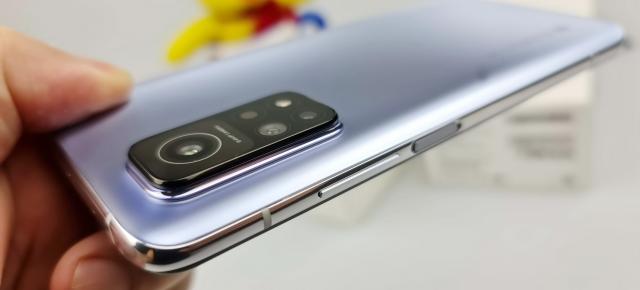 Turul Magazinelor #945: Xiaomi Mi 10T la reducere Stock Busters, preţ bun espressor Philips, OnePlus 8T