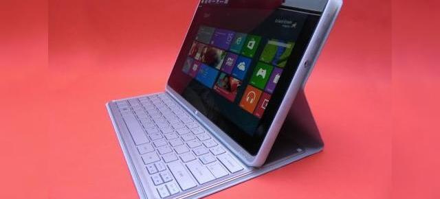 Review Acer Iconia W700: tableta cu dotări de ultrabook, puternică și masivă (Video)