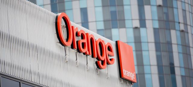 Orange poate prelua Telekom Fix, după ce OTE a plătit 58.9 milioane de euro pe 30% din fostul Cosmote