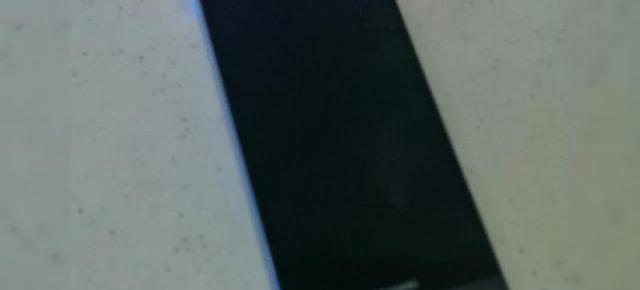 Huawei Ascend P6, telefon ultrasubtire și elegant apare Într-o galerie detaliată; Costă doar 330 de dolari!