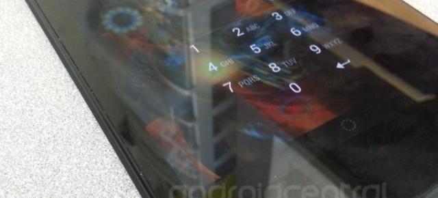 Nexus 7 2 apare În primele imagini hands on și un clip pe măsură; Ar putea veni cu 4 GB RAM! (Video)