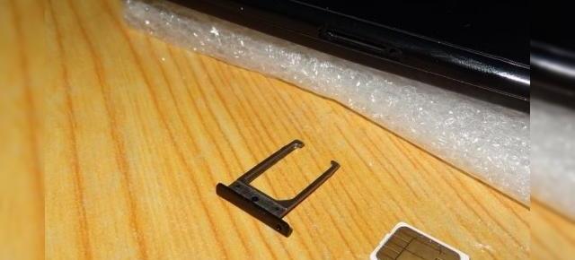 Moto X va sosi cu un slot nano SIM, conform unei noi fotografii