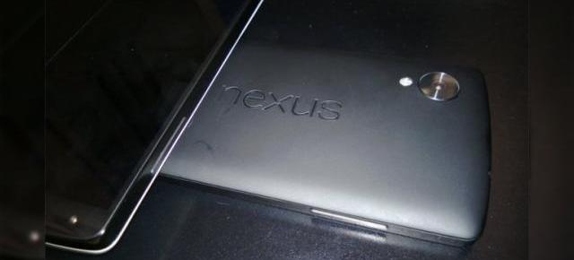 Nexus 5 ar putea debuta la finalul acestei luni, cu dotări similare cu iPhone 5s