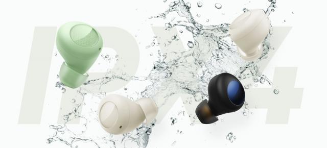 realme Buds Q2s sosesc pe piață; Căști wireless in-ear cu drivere de 10mm și cutiuță de transport transparentă