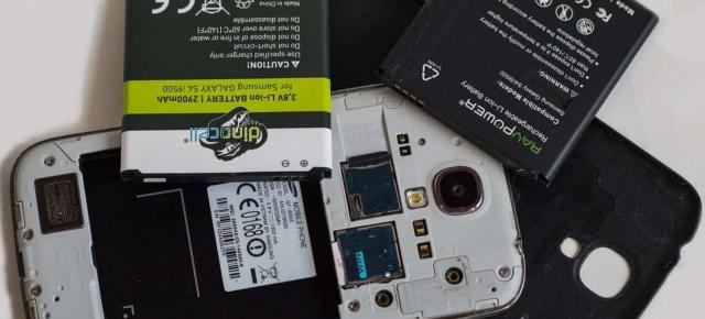 Parlamentul European vrea revenirea bateriilor amovibile pe smartphone-uri