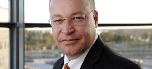Stephen Elop nu a fost prima alegere pentru postura de CEO Nokia, afirma un fost director al companiei