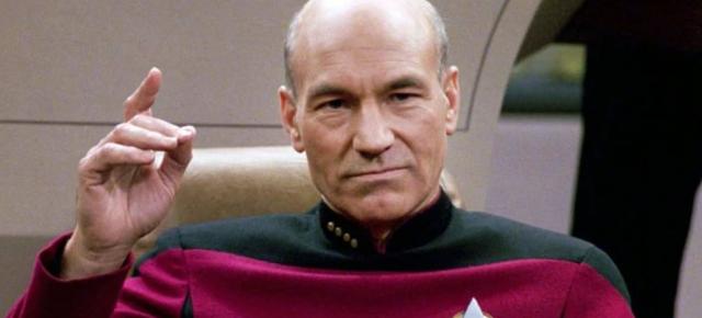Apple lucrează la un "communicator" ca în Star Trek, conform unui nou brevet; O insignă smart pentru comunicare și sănătate? 