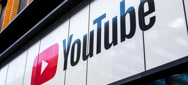 Aplicația YouTube a picat seara trecută, în special pe Smart TV-uri, dar între timp problema a fost rezolvată; Ce s-a întâmplat?