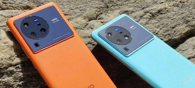 Specificațiile flagship-ului vivo X80 Pro ajung pe web înainte de debut; CPU Snapdragon 8 Gen 1, setup foto quad, alimentare la 80W