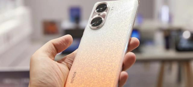 Honor va adopta senzorul foto Sony IMX800 (RGBW) pentru seria de telefoane Honor 70