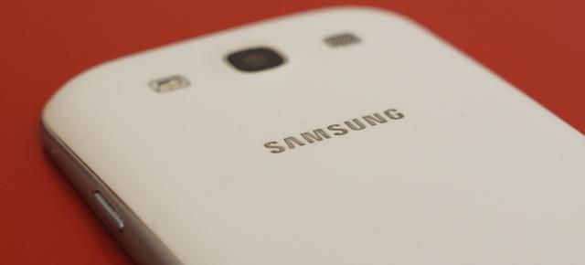 Samsung Galaxy S5 ar putea veni cu scanner pentru iris și ecran 2K