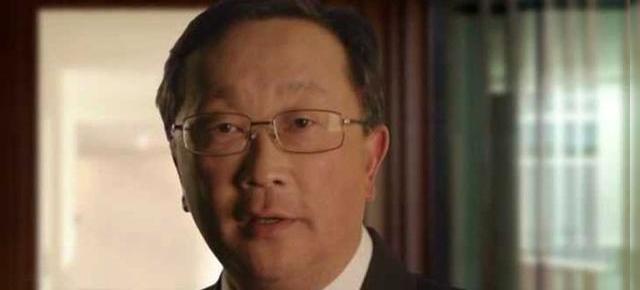 Noul CEO BlackBerry speră să evite concerdierile În masă, prezice revenirea pe profit până În 2016