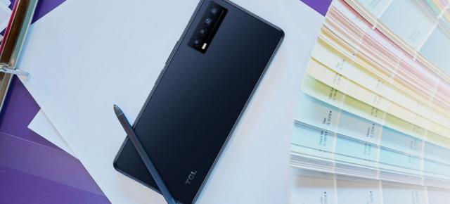 TCL lansează un rival pentru Moto G Stylus; Modelul TCL Stylus 5G vine cu ecran generos de 6.81 inch
