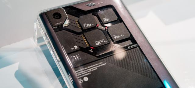 CES 2014: ZTE Își prezintă telefonul modular Eco-Mobius În Las Vegas