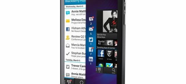 BlackBerry Z10 costă acum mai puțin de jumătate din prețul de acum un an; Iată prețul la eMAG.ro!