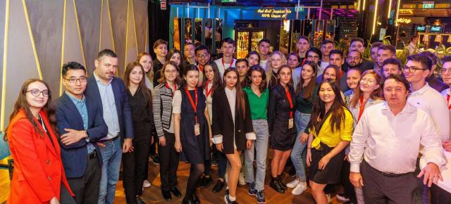 Huawei formează tinerii studenţi pasionaţi de tehnologie prin programul Seeds for the Future